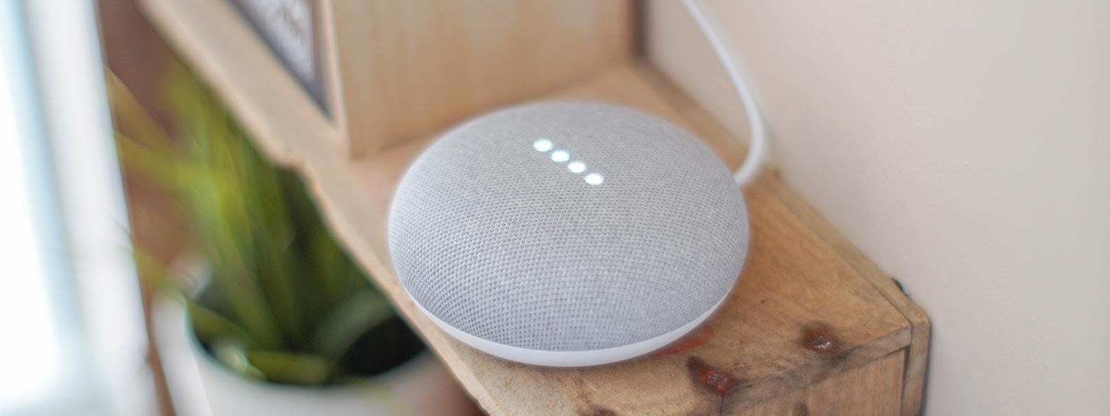 Verlichting draadloos bedienen met voice assistants