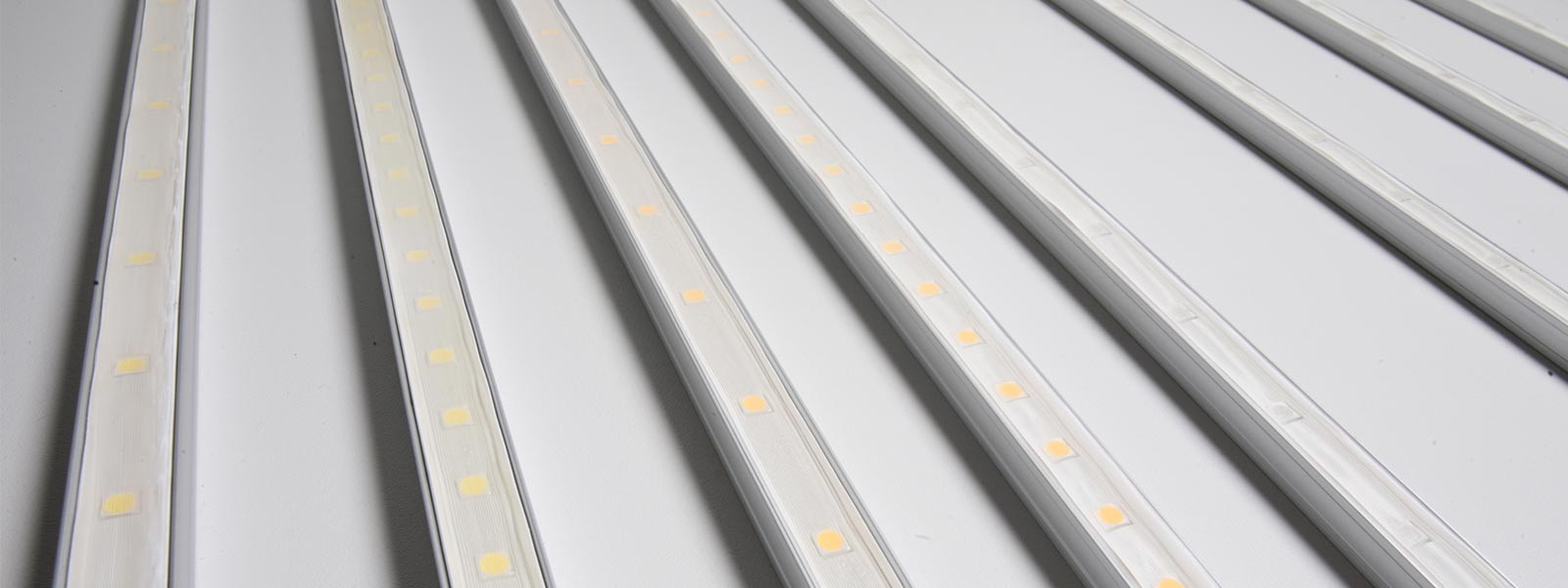 dwaas Productiecentrum Verduisteren Flexibele ledstrips: wat kun je ermee? (Hulp bij verlichting van SLV  Nederland)